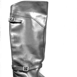 Frye  Size 8 pull on Black Boot